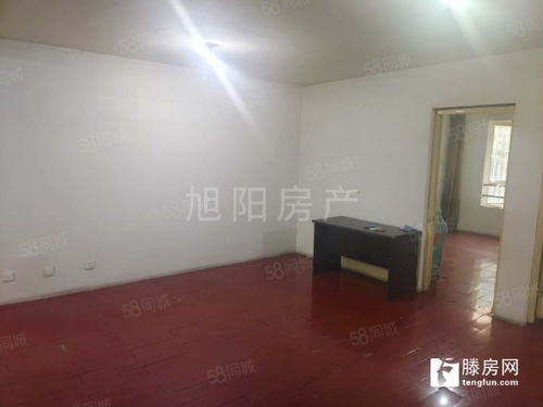 城北华腾东区 多层二楼温馨三居，满五低价诚售